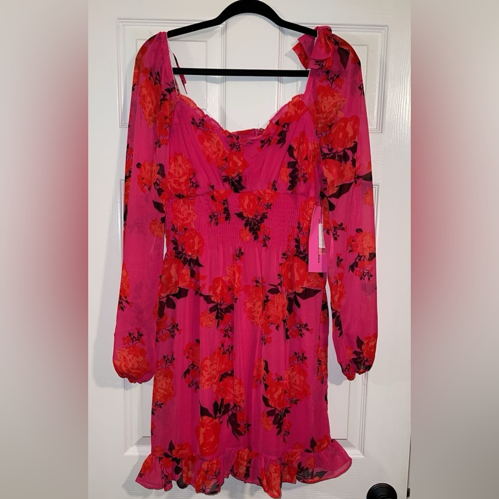 NWT fun Betsy Johnson dress with bows on shoulder size 8